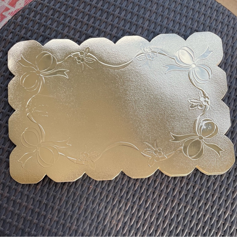 Set of 4 Festive Gold Placemats